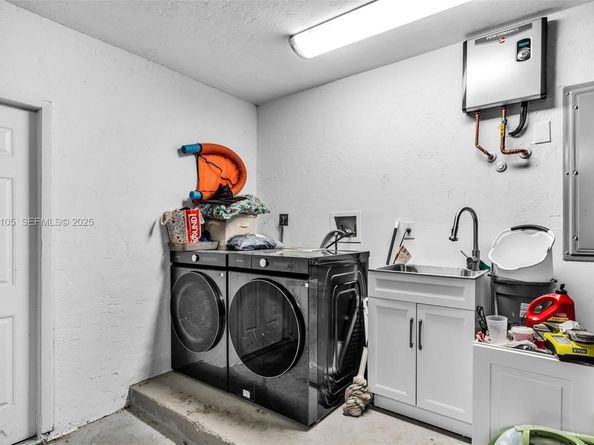 10380 SW 49th Pl, Cooper City FL 33328