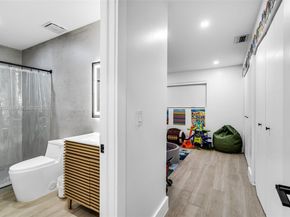 10380 SW 49th Pl, Cooper City FL 33328