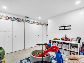 10380 SW 49th Pl, Cooper City FL 33328