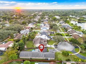 10380 SW 49th Pl, Cooper City FL 33328