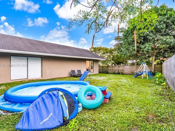 10380 SW 49th Pl, Cooper City FL 33328