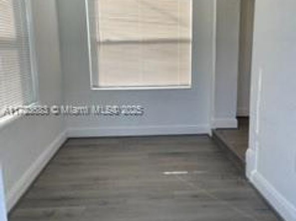 1545 NW 68st, Miami FL 33147