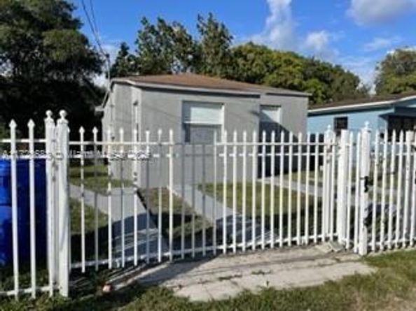 1545 NW 68st, Miami FL 33147