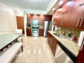 3801 S Ocean Dr 2C, Hollywood FL 33019
