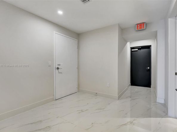 700 NE 24th Street 2901, Miami FL 33137