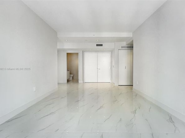 700 NE 24th Street 2901, Miami FL 33137