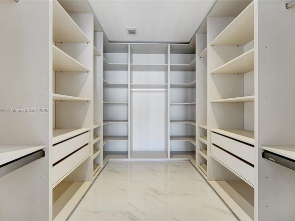 700 NE 24th Street 2901, Miami FL 33137