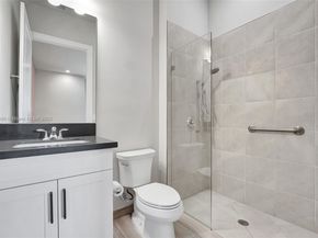 17130 Magnolia Estates Dr, Southwest Ranches FL 33331