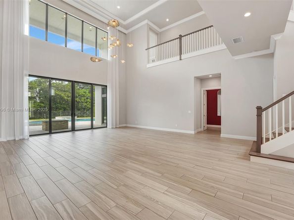 17130 Magnolia Estates Dr, Southwest Ranches FL 33331