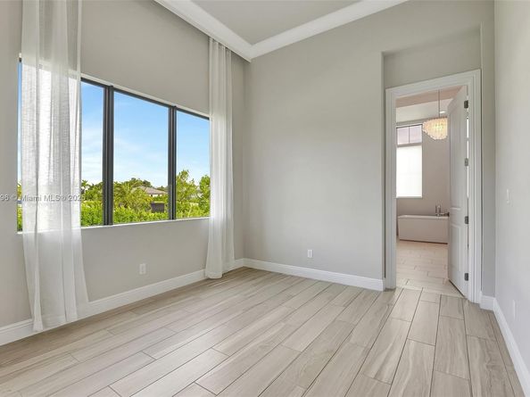 17130 Magnolia Estates Dr, Southwest Ranches FL 33331