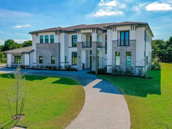 17130 Magnolia Estates Dr, Southwest Ranches FL 33331