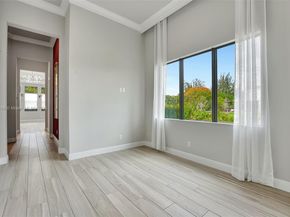 17130 Magnolia Estates Dr, Southwest Ranches FL 33331