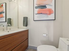 3581 E Glencoe St 309, Miami FL 33133