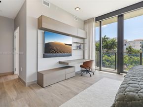 3581 E Glencoe St 309, Miami FL 33133