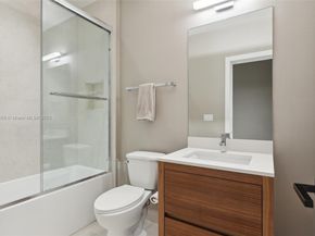 3581 E Glencoe St 309, Miami FL 33133