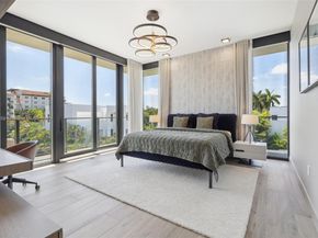 3581 E Glencoe St 309, Miami FL 33133
