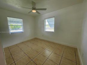4562 Old Military Trl, West Palm Beach FL 33417