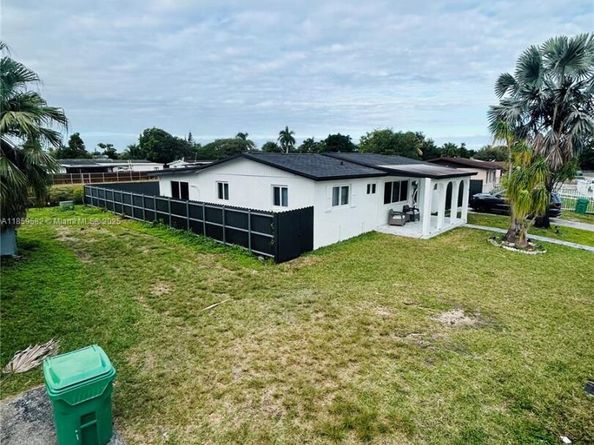 30214 SW 158th Ct, Homestead FL 33033