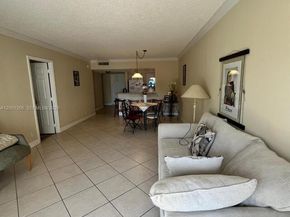 3200 N Palm Aire Dr 407, Pompano Beach FL 33069