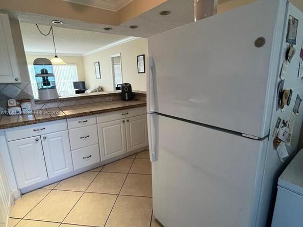 3200 N Palm Aire Dr 407, Pompano Beach FL 33069