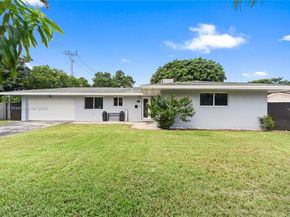 6791 SW 10th Ct, Pembroke Pines FL 33023