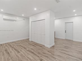 6791 SW 10th Ct, Pembroke Pines FL 33023