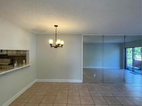 13685 NE 10th Ave 210, North Miami FL 33161