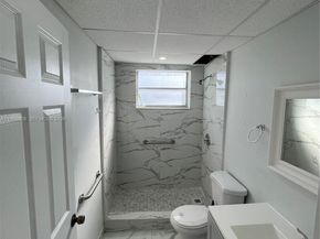 13685 NE 10th Ave 210, North Miami FL 33161