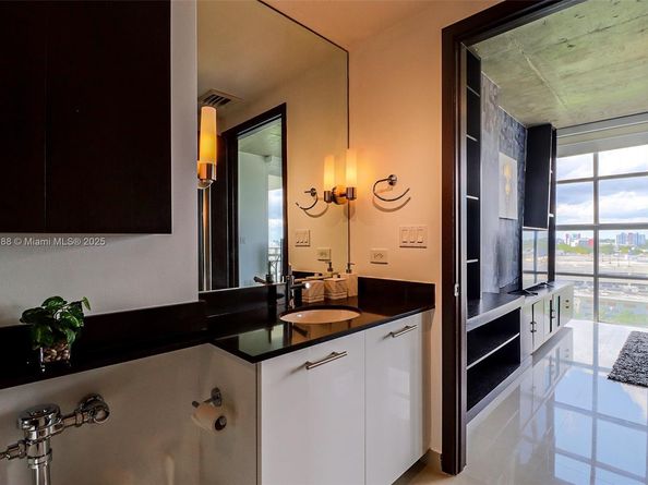3451 NE 1st Ave M0804, Miami FL 33137