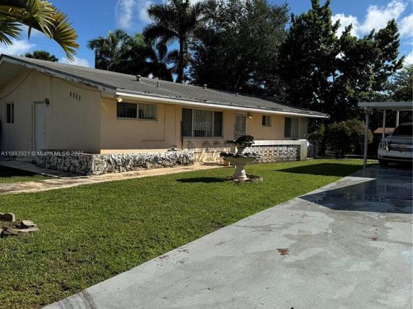 5955 NW 18th Ave, Miami FL 33142