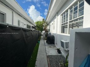Undisclosed Address #A11895367, Miami Beach FL 33141