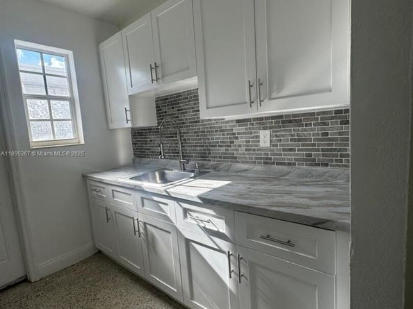 Undisclosed Address #A11895367, Miami Beach FL 33141