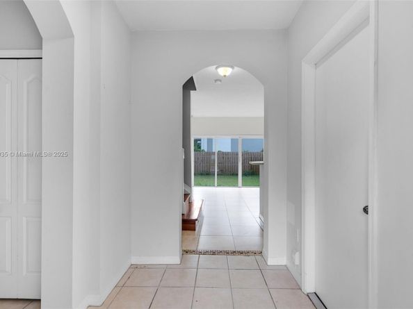 2883 SW 129th Ter, Miramar FL 33027