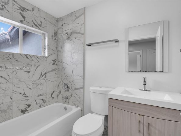 2883 SW 129th Ter, Miramar FL 33027