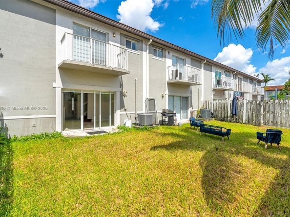 2883 SW 129th Ter, Miramar FL 33027