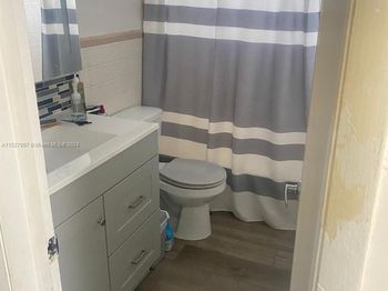 5500 SW 77th Ct