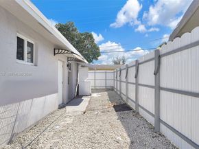 3280 NW 213th Ter, Miami Gardens FL 33056