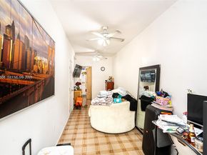 2331 NW 14th St, Miami FL 33125