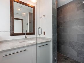 900 Biscayne Blvd 3502, Miami FL 33132