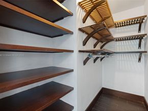 900 Biscayne Blvd 3502, Miami FL 33132