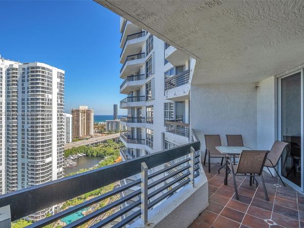 3530 Mystic Pointe Dr 2907, Aventura FL 33180