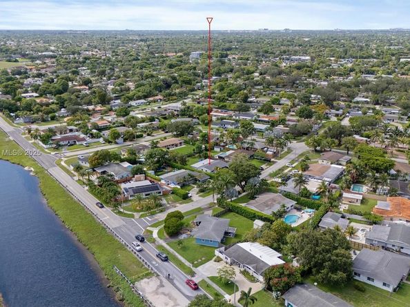 7820 SW 97th Pl, Miami FL 33173