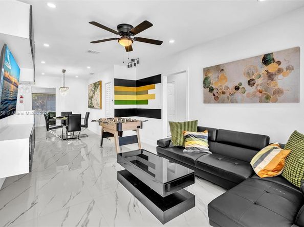 797 NW 35th St, Miami FL 33127