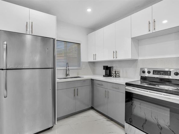 797 NW 35th St, Miami FL 33127