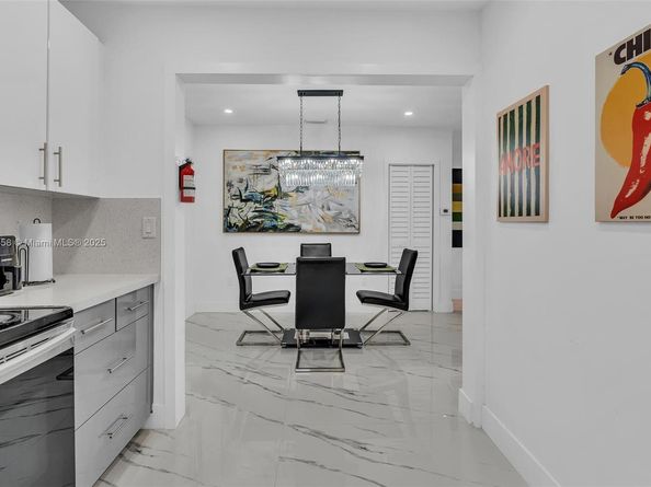 797 NW 35th St, Miami FL 33127