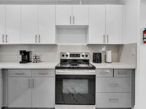 797 NW 35th St, Miami FL 33127