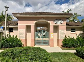 2251 NW 77th Way 205, Pembroke Pines FL 33024
