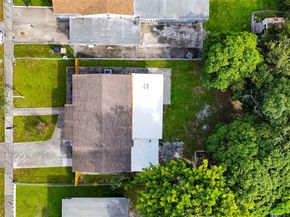 760 NW 126th St, North Miami FL 33168