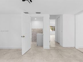 760 NW 126th St, North Miami FL 33168