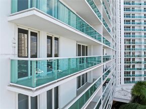 100 Bayview Dr 604, Sunny Isles Beach FL 33160